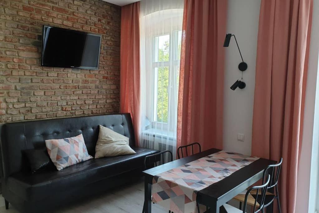 Apartament W Kamienicy Przy Plantach Kaliszki エクステリア 写真